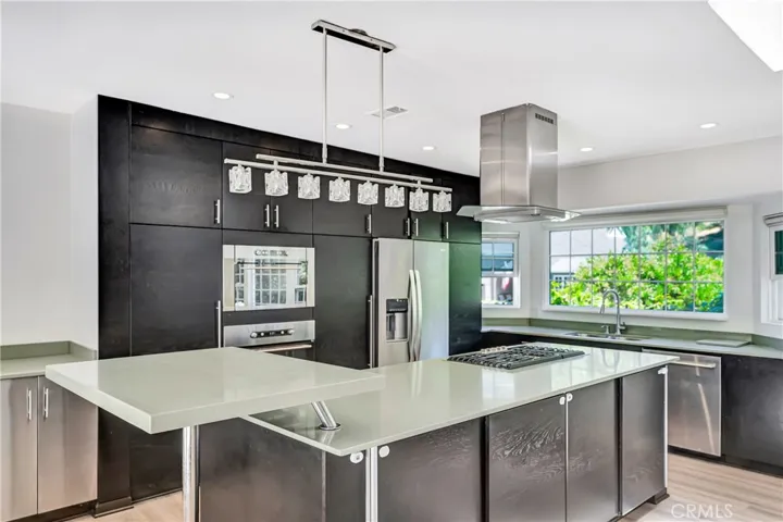 3743 Goodland Avenue, Studio City, California 91604