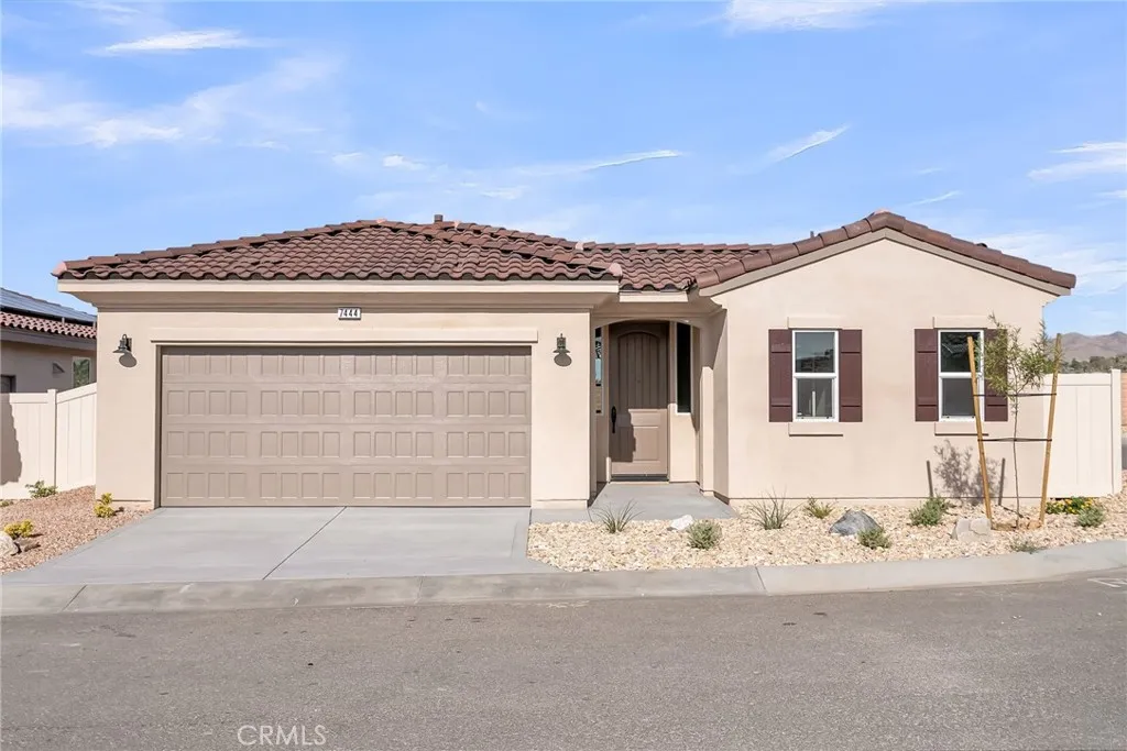 7444 Desert Sky Drive, Yucca Valley, California 92284 home-pic-40