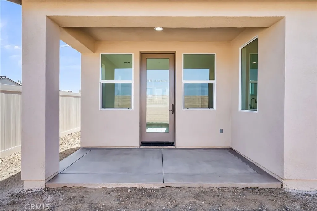 7444 Desert Sky Drive, Yucca Valley, California 92284 home-pic-31