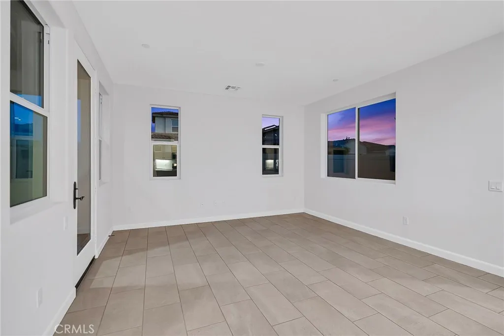 7444 Desert Sky Drive, Yucca Valley, California 92284 home-pic-3