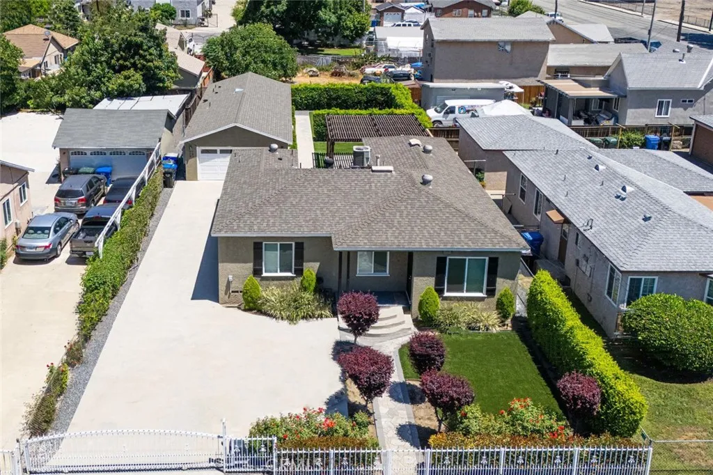 783 E Grand Avenue, Pomona, California 91766, 4 Bedrooms Bedrooms, ,4 BathroomsBathrooms,Residential,For Sale,Grand,OC25147948