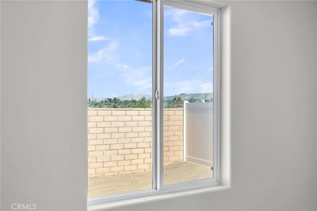 7432 Desert Sky Drive, Yucca Valley, California 92284 home-pic-23