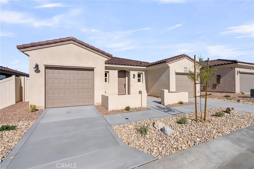 7432 Desert Sky Drive, Yucca Valley, California 92284 home-pic-35