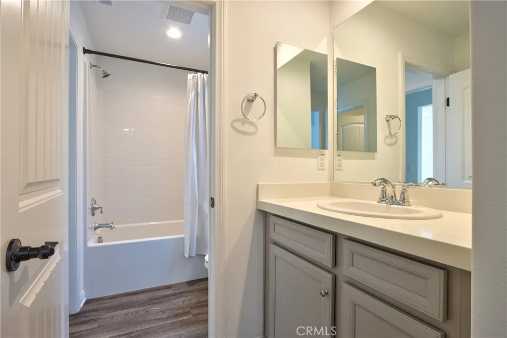 33022 Clairette Court, Winchester, California 92596 home-pic-37