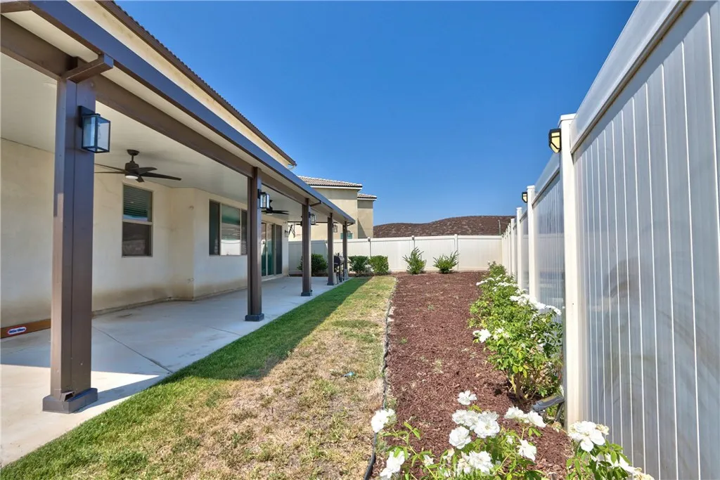33022 Clairette Court, Winchester, California 92596 home-pic-49