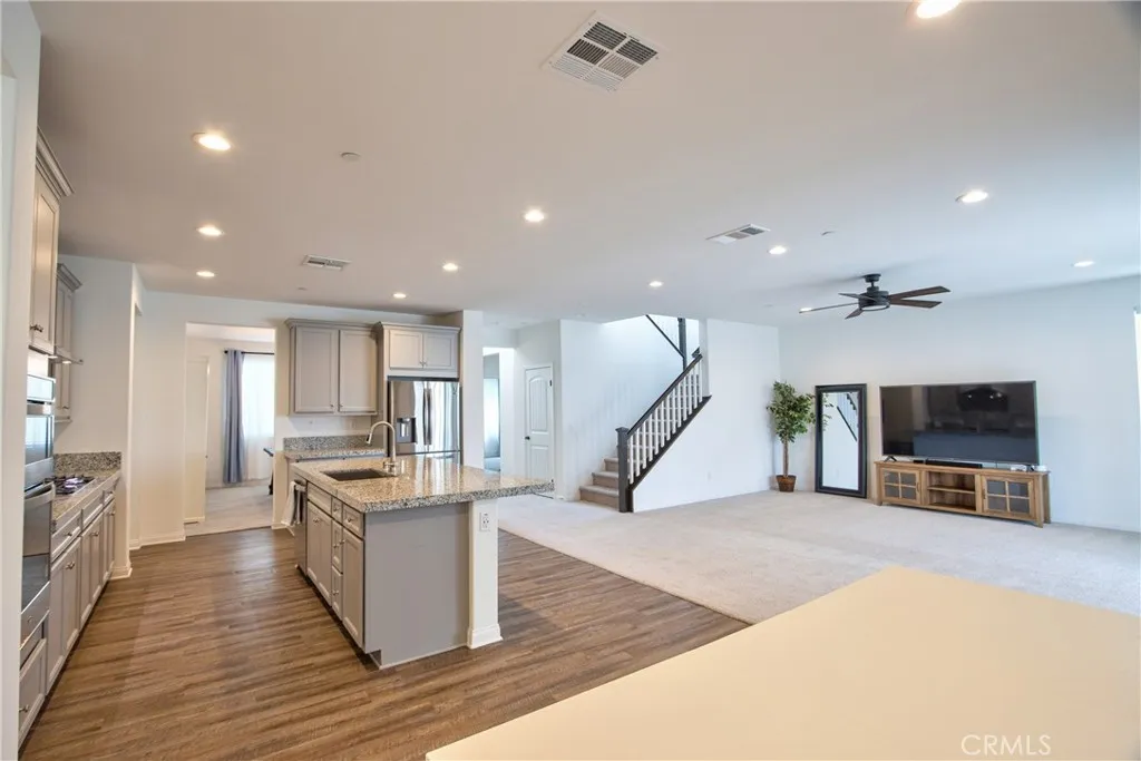 33022 Clairette Court, Winchester, California 92596 home-pic-13
