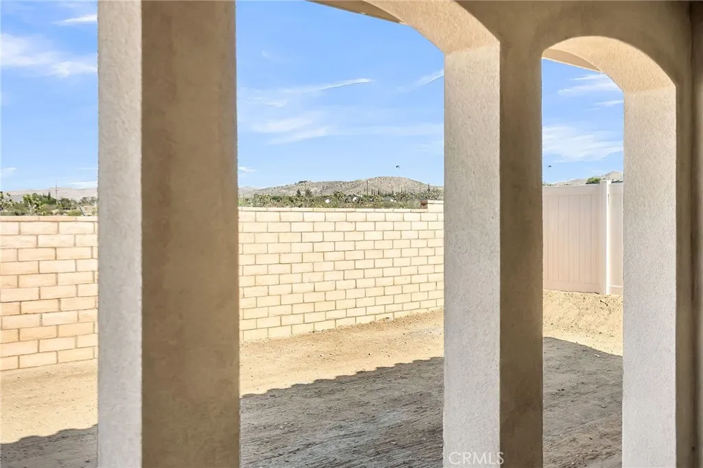 7420 Desert Sky Drive, Yucca Valley, California 92284 home-pic-25