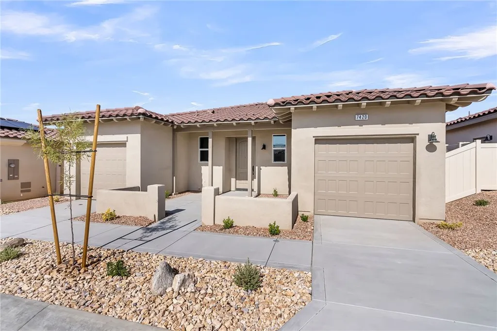 7420 Desert Sky Drive, Yucca Valley, California 92284 home-pic-33