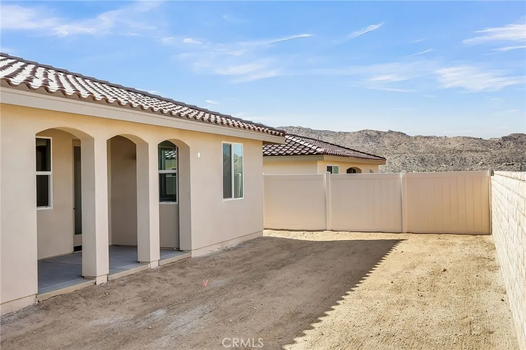 7420 Desert Sky Drive, Yucca Valley, California 92284 home-pic-26