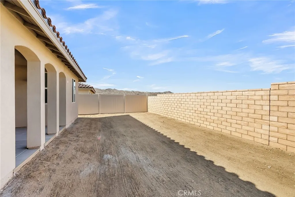 7420 Desert Sky Drive, Yucca Valley, California 92284 home-pic-27