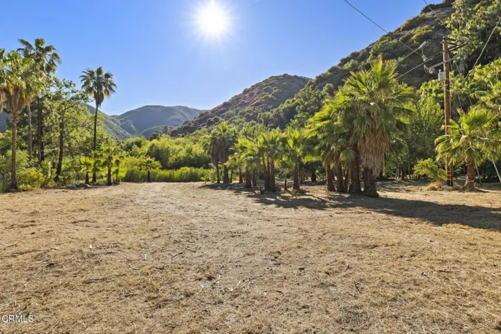 68-web-or-mls-UpmarketMedia-16825Mar-227