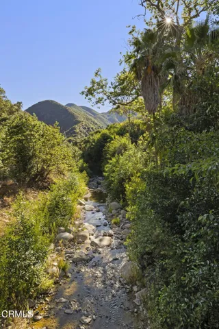 61-web-or-mls-UpmarketMedia-16825Mar-200