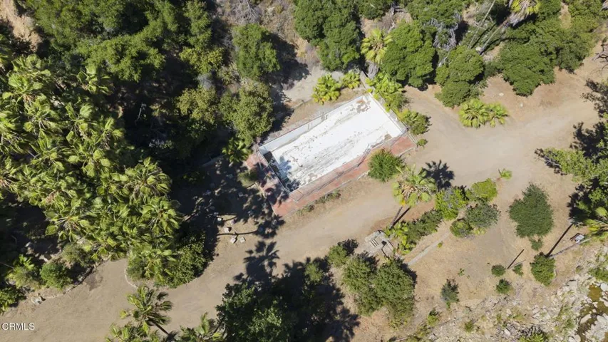 102-web-or-mls-UpmarketMedia-16825Mar-ae