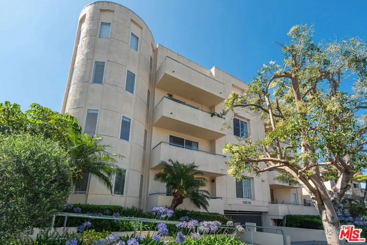 11870 Washington Place 201, Los Angeles, California 90066