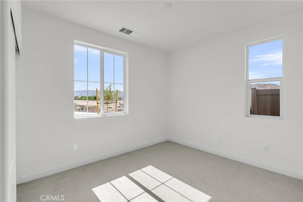 7408 Desert Sky Drive, Yucca Valley, California 92284 home-pic-18