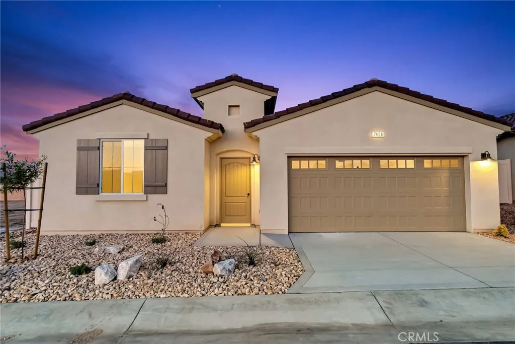 7408 Desert Sky Drive, Yucca Valley, California 92284 home-pic-1
