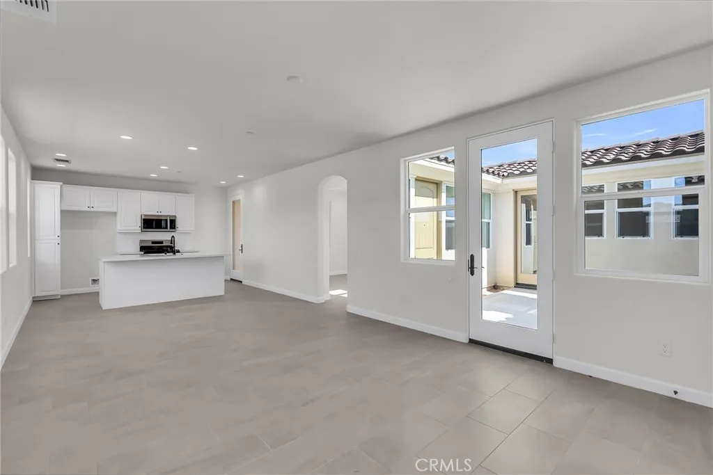 7408 Desert Sky Drive, Yucca Valley, California 92284 home-pic-10