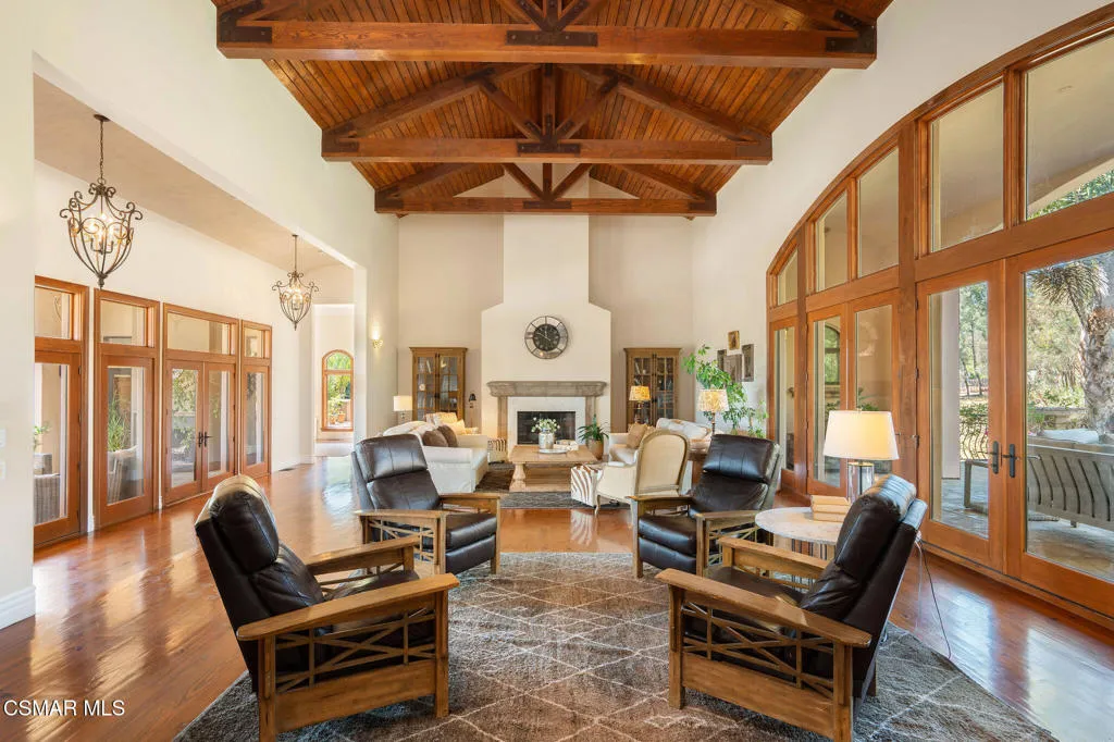 6934 Solano Verde Drive, Somis, California 93066 home-pic-8