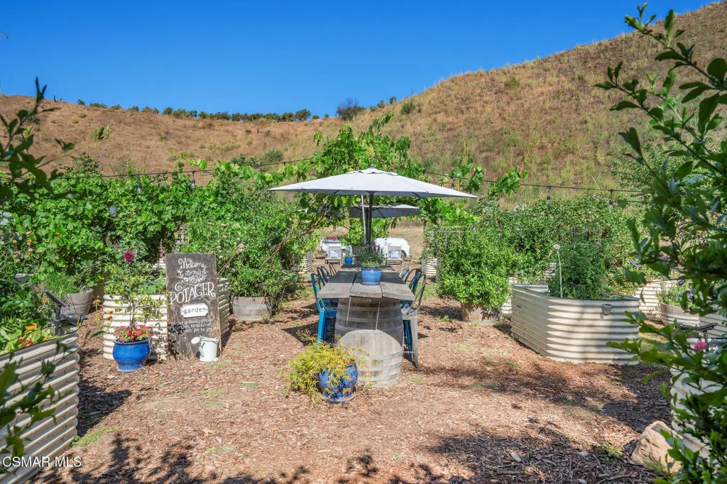 6934 Solano Verde Drive, Somis, California 93066 home-pic-47