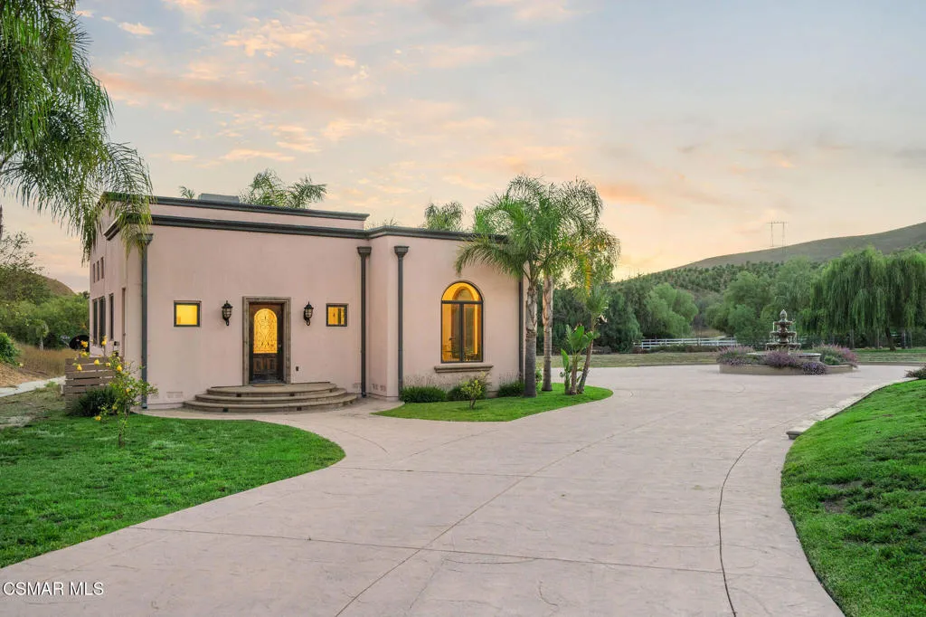 6934 Solano Verde Drive, Somis, California 93066 home-pic-69