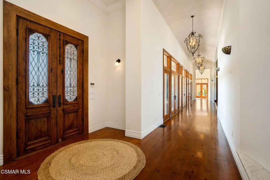 6934 Solano Verde Drive, Somis, California 93066 home-pic-7