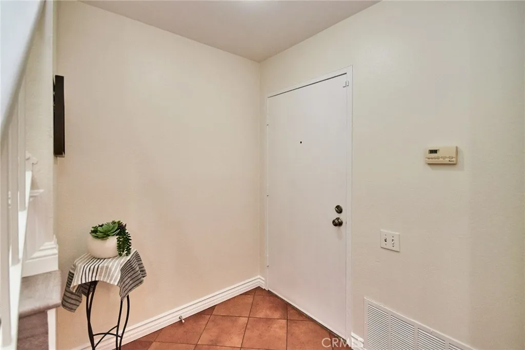 4725 Cardena, Yorba Linda, California 92886 home-pic-19