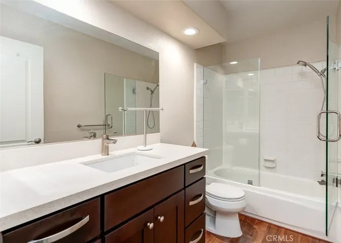 2580 Crown Way, Fullerton, California 92833