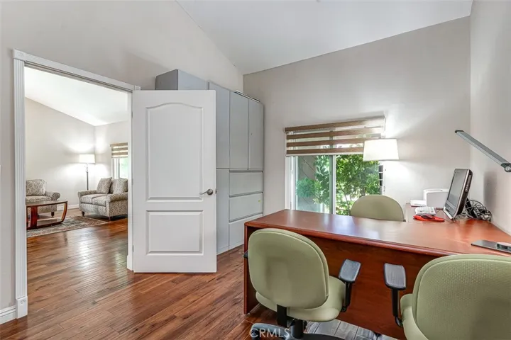 2580 Crown Way, Fullerton, California 92833