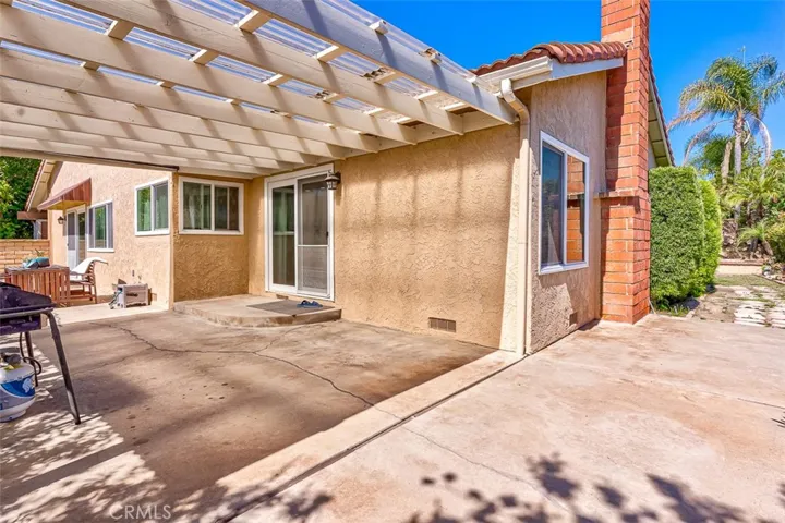 2580 Crown Way, Fullerton, California 92833