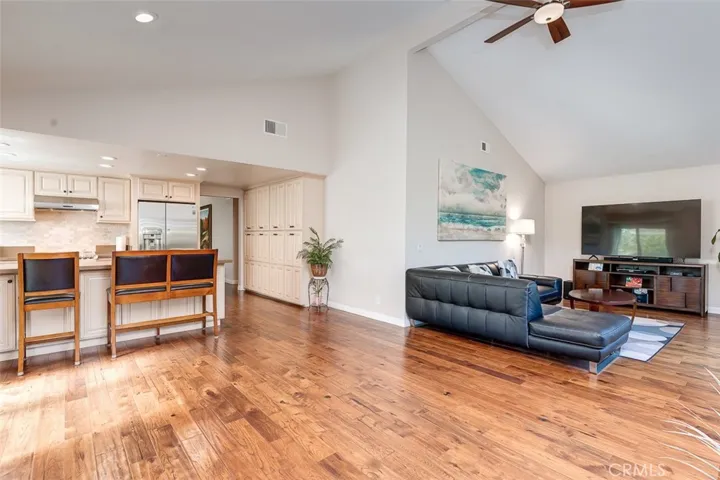 2580 Crown Way, Fullerton, California 92833