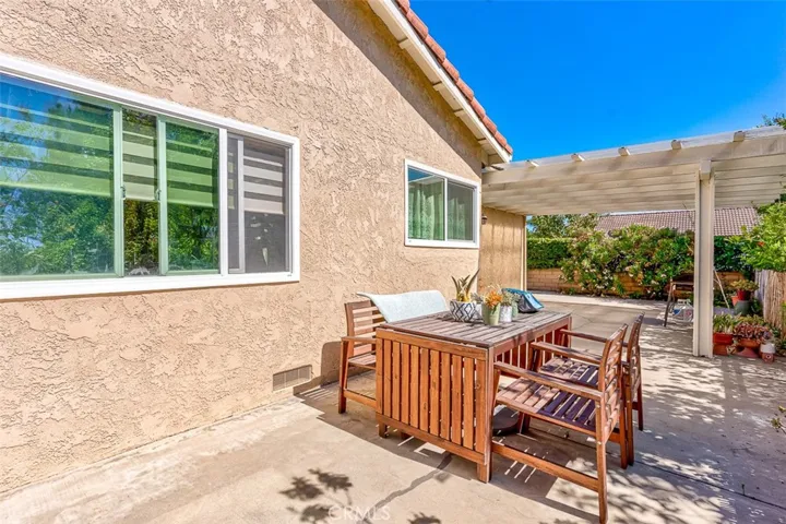 2580 Crown Way, Fullerton, California 92833