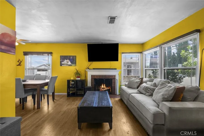 2184 S Towne Avenue, Pomona, California 91766