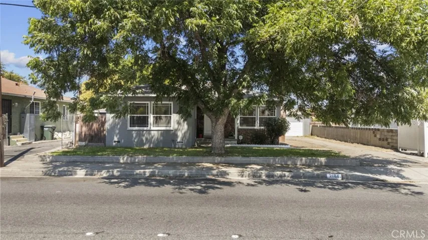 2184 S Towne Avenue, Pomona, California 91766