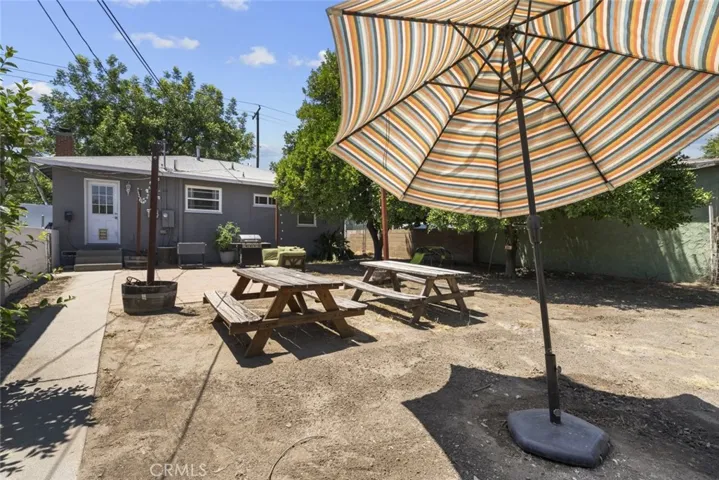 2184 S Towne Avenue, Pomona, California 91766