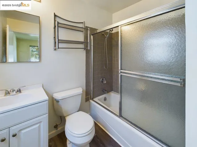 3811 Opal St, Oakland, California 94609
