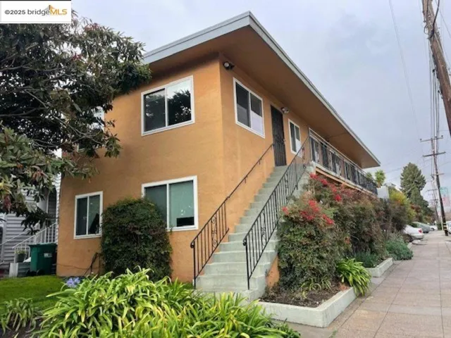 3811 Opal St, Oakland, California 94609