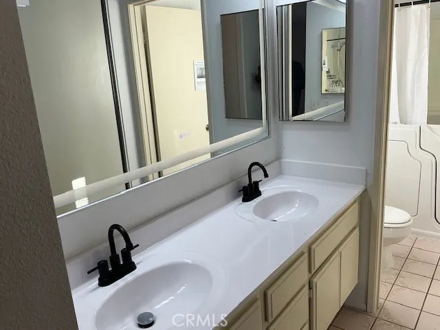 12873 Cobalt Road, Victorville, California 92392 home-pic-35