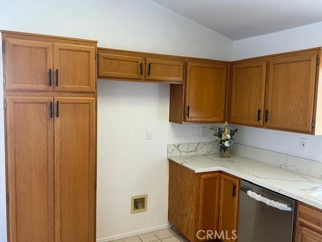 12873 Cobalt Road, Victorville, California 92392 home-pic-28
