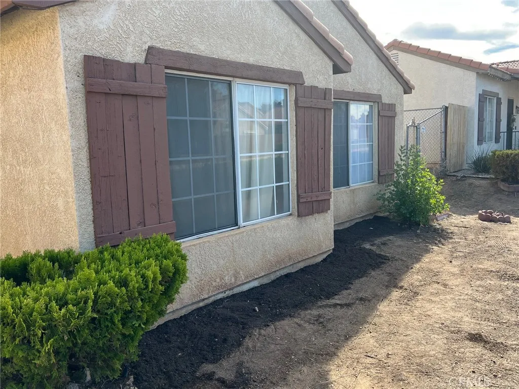 12873 Cobalt Road, Victorville, California 92392 home-pic-7