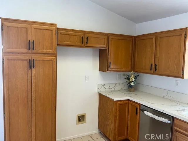 12873 Cobalt Road, Victorville, California 92392 home-pic-14