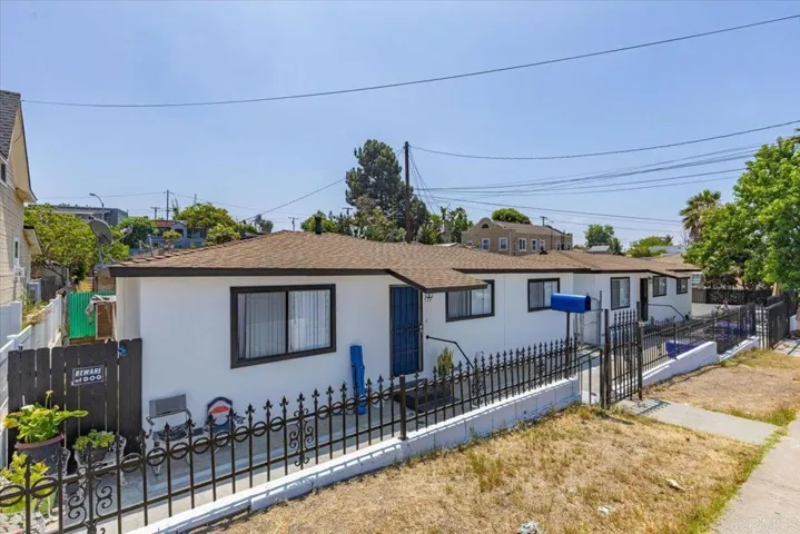 539 45 S 36th Street, San Diego, California 92113