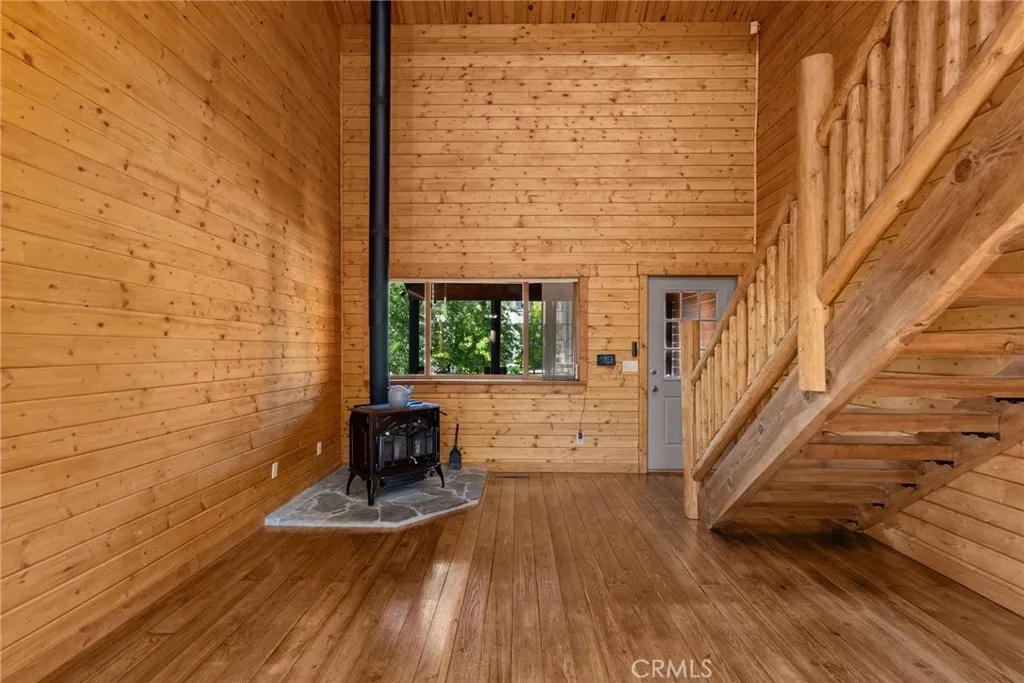 1242 Alpinview Drive, Big Bear City, California 92314 home-pic-11
