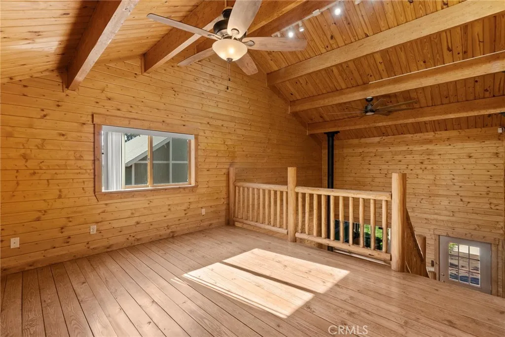 1242 Alpinview Drive, Big Bear City, California 92314 home-pic-33
