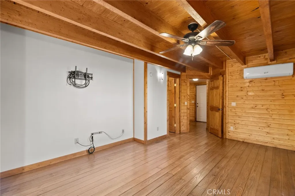 1242 Alpinview Drive, Big Bear City, California 92314 home-pic-28