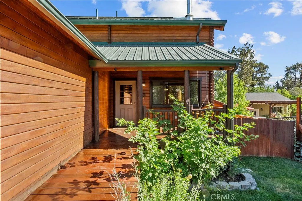 1242 Alpinview Drive, Big Bear City, California 92314 home-pic-5