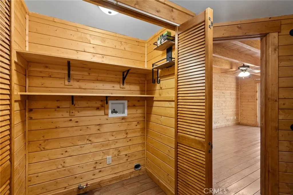 1242 Alpinview Drive, Big Bear City, California 92314 home-pic-23