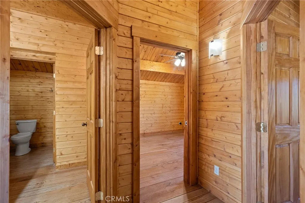 1242 Alpinview Drive, Big Bear City, California 92314 home-pic-37