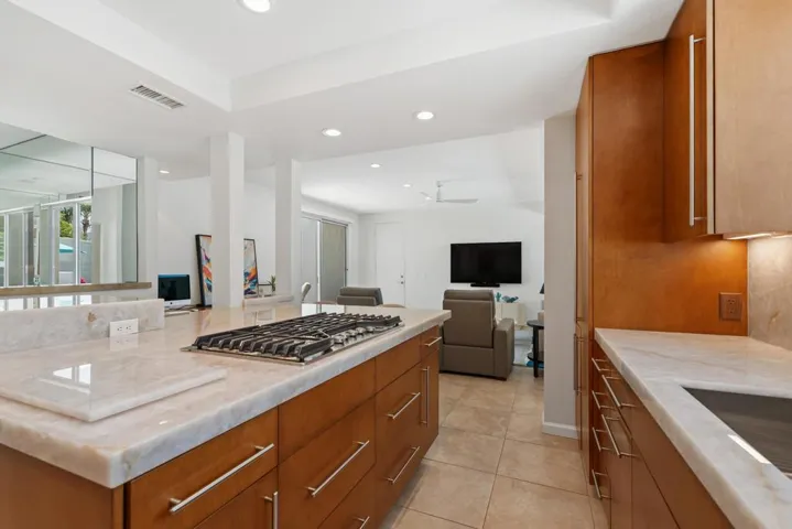 Kitchen2