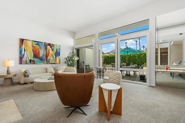 LivingRoom1