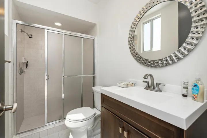 Bathroom4